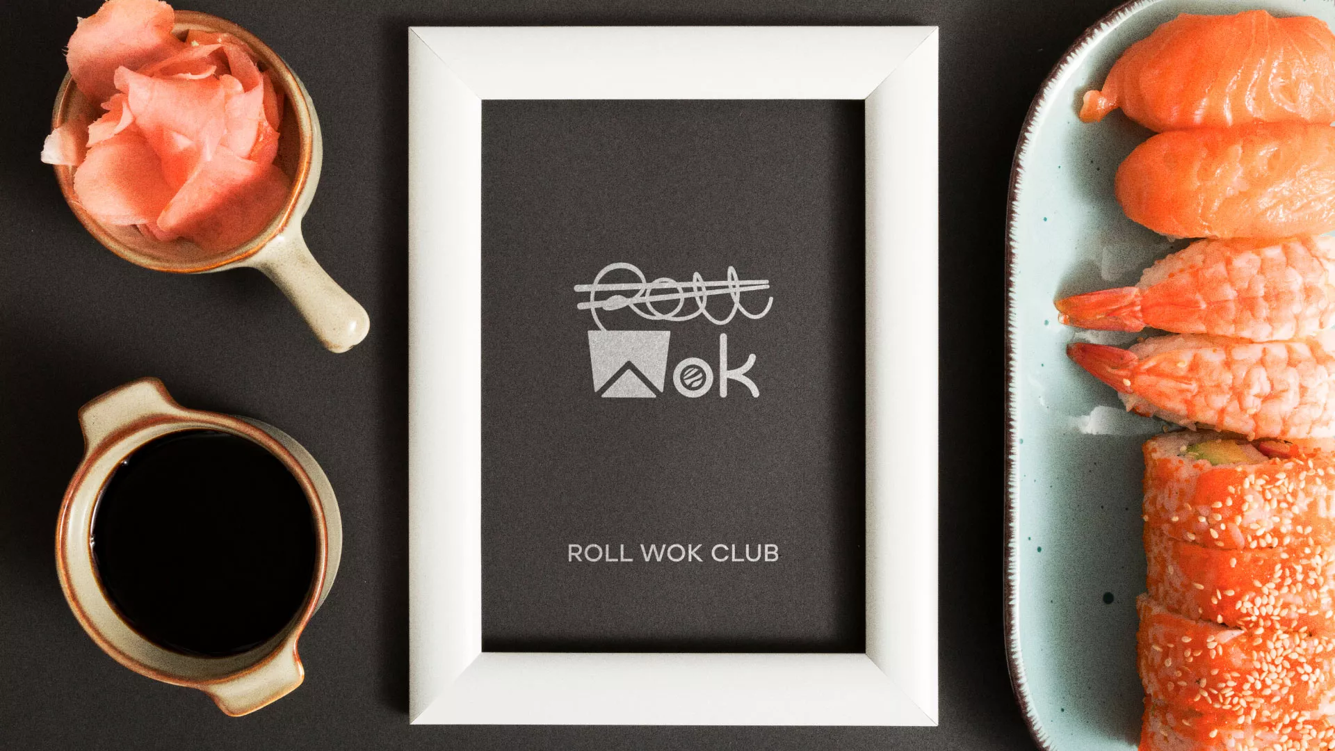 Разработка логотипа суши-бара «Roll Wok Club» в Тейково